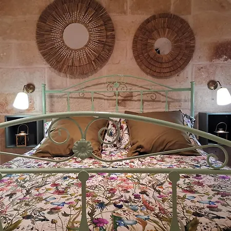 Indelli - Il Sottano Πανσιόν 4*